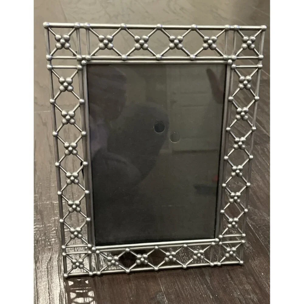 Malden Pewter Picture Frame Vintage Lattice Floral Tabletop‎ 9” X 7” Cottagecore